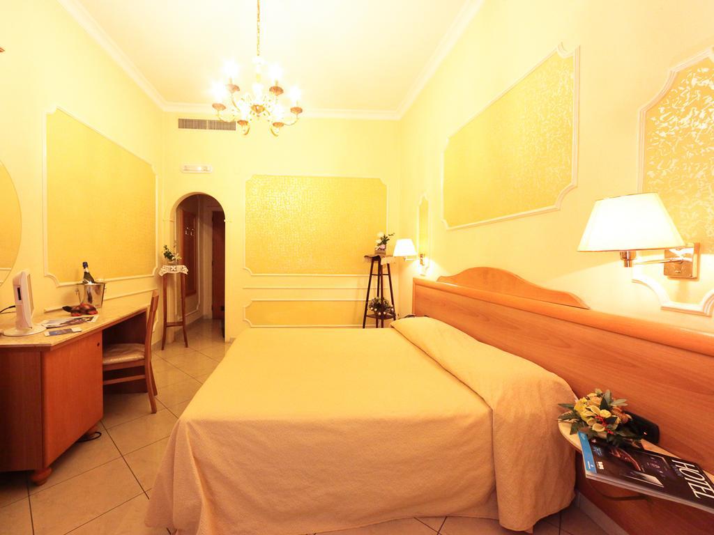 Hotel Casablanca Naples Room photo